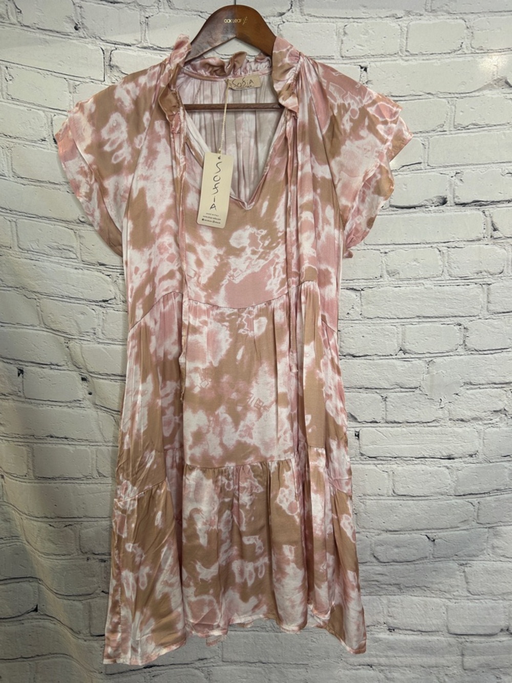 Sofia Pink & Tan Tie-Dye Short Sleeve Tiered Dress Size Medium